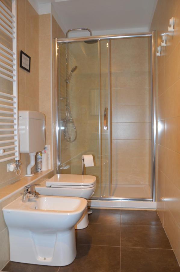 Riviera Garibaldi Hotel Treviso Buitenkant foto