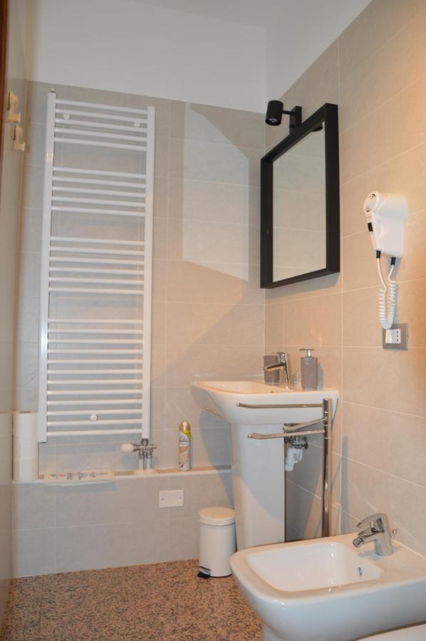 Riviera Garibaldi Hotel Treviso Buitenkant foto